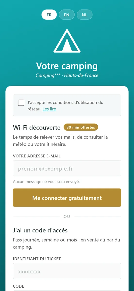 Page de connexion au wifi d'un camping sur téléphone : 30 minutes offertes avec une adresse e-mail, ou code d'accès acheté à l'accueil